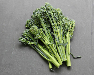 organic bunched broccolini