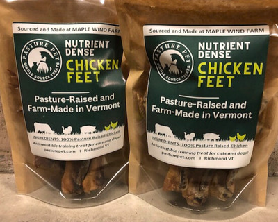 vermont raised dehydrated chicken feet dog treat