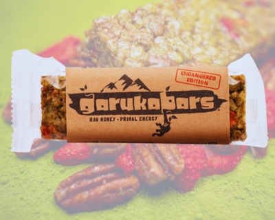 matcha strawberry garuka energy bar