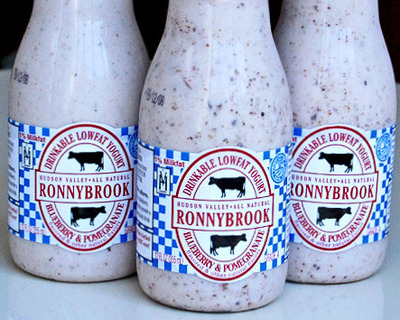 blueberry pomegranate drinkable yogurt