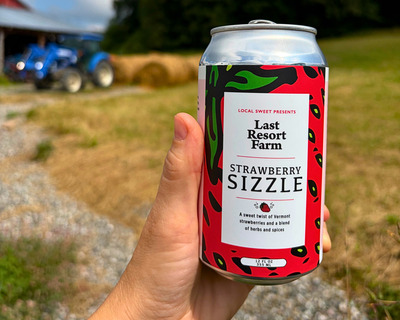 Vermont organic strawberry sizzle soda