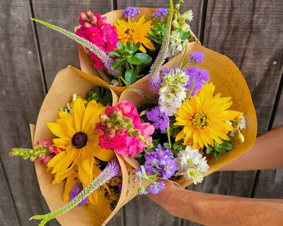 a mixed bouquet of late summer blooms