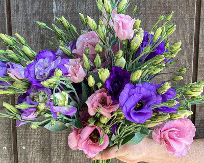 a bouquet of new england grown lisianthus